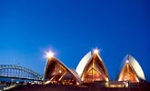 sydney opera at dusk